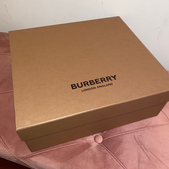 Burberry Men’s low-top sneakers Arthur (cheetah) - Picture 8 of 14